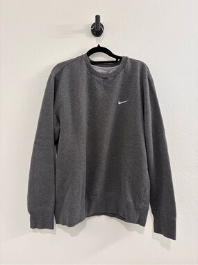 Nike Men's Charcoal Gray Crewneck Sweatshirt